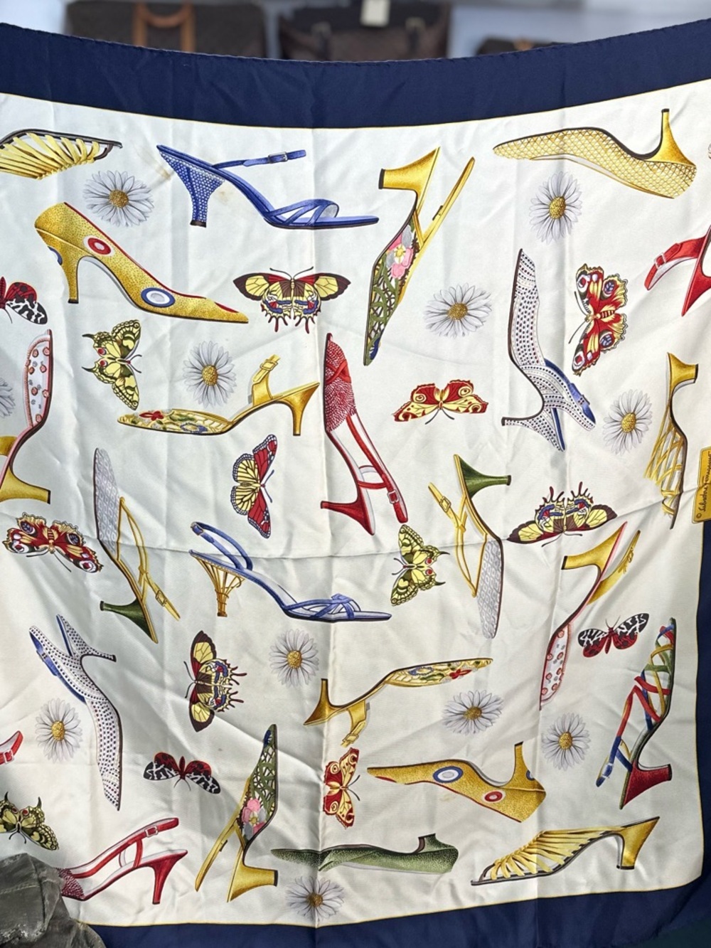 FERRAGAMO SCARF